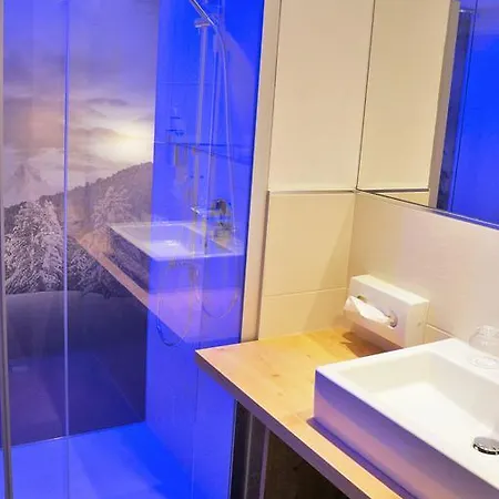 Otel Beauty & Wellness Tirolerhof