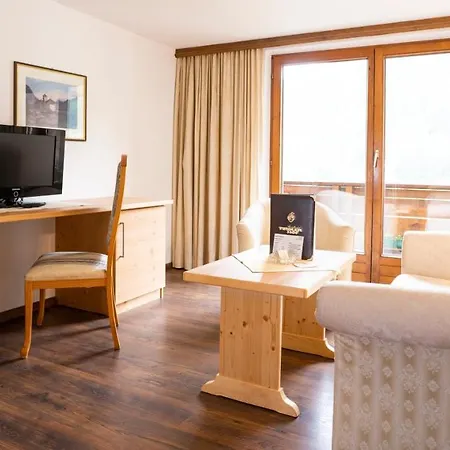 Beauty & Wellness Tirolerhof Otel 4*