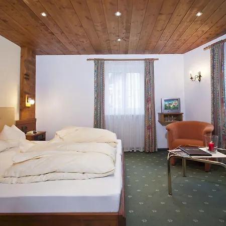 Otel Beauty & Wellness Tirolerhof Nauders