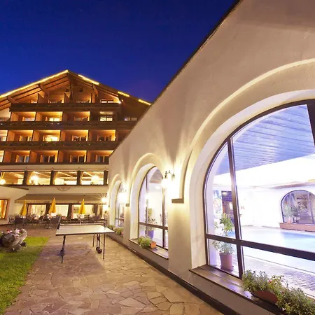 Otel Beauty & Wellness Tirolerhof Nauders